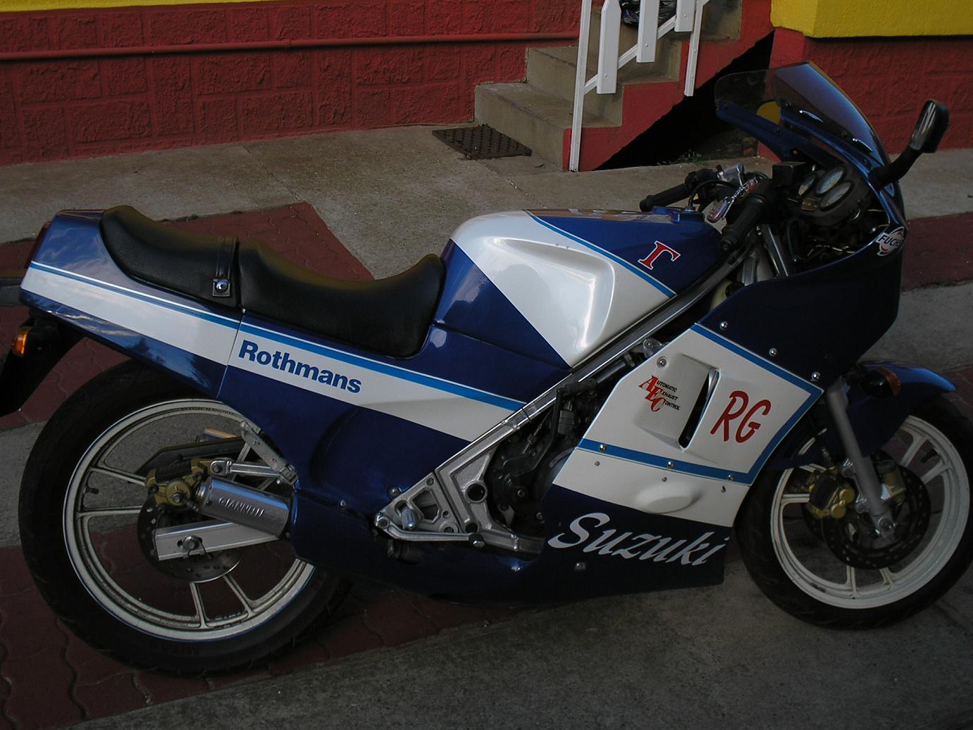 Suzuki RG 250