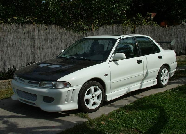 Mitsubishi Lancer