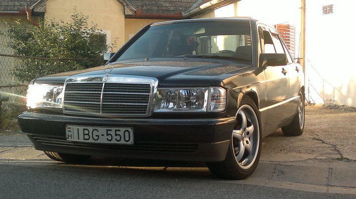 Mercedes-Benz 190 D 2.5